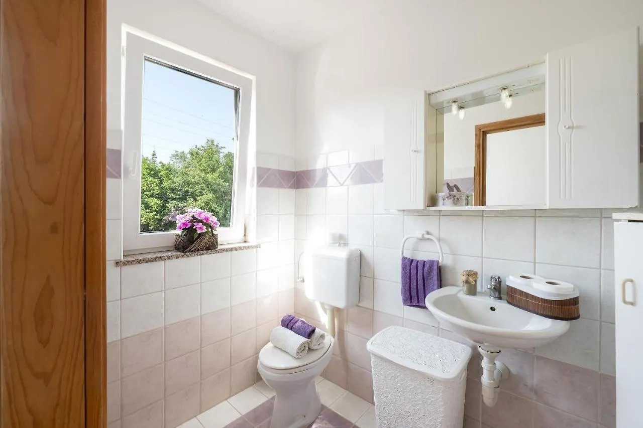 Apartman 6 + 2 Barban Apartment