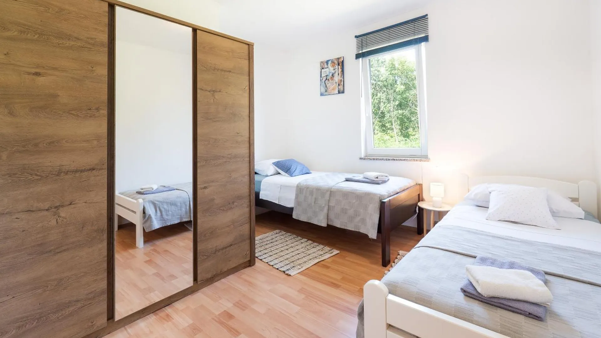 Apartman 6 + 2 Barban