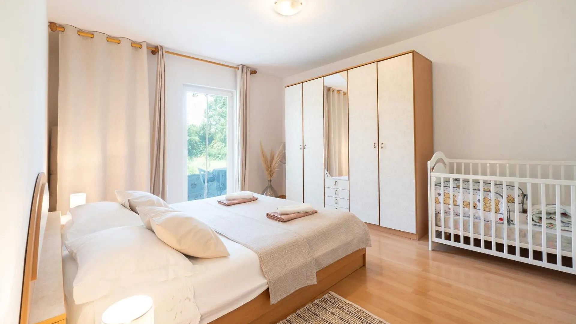 Apartment Apartman 6 + 2 Barban Croatia